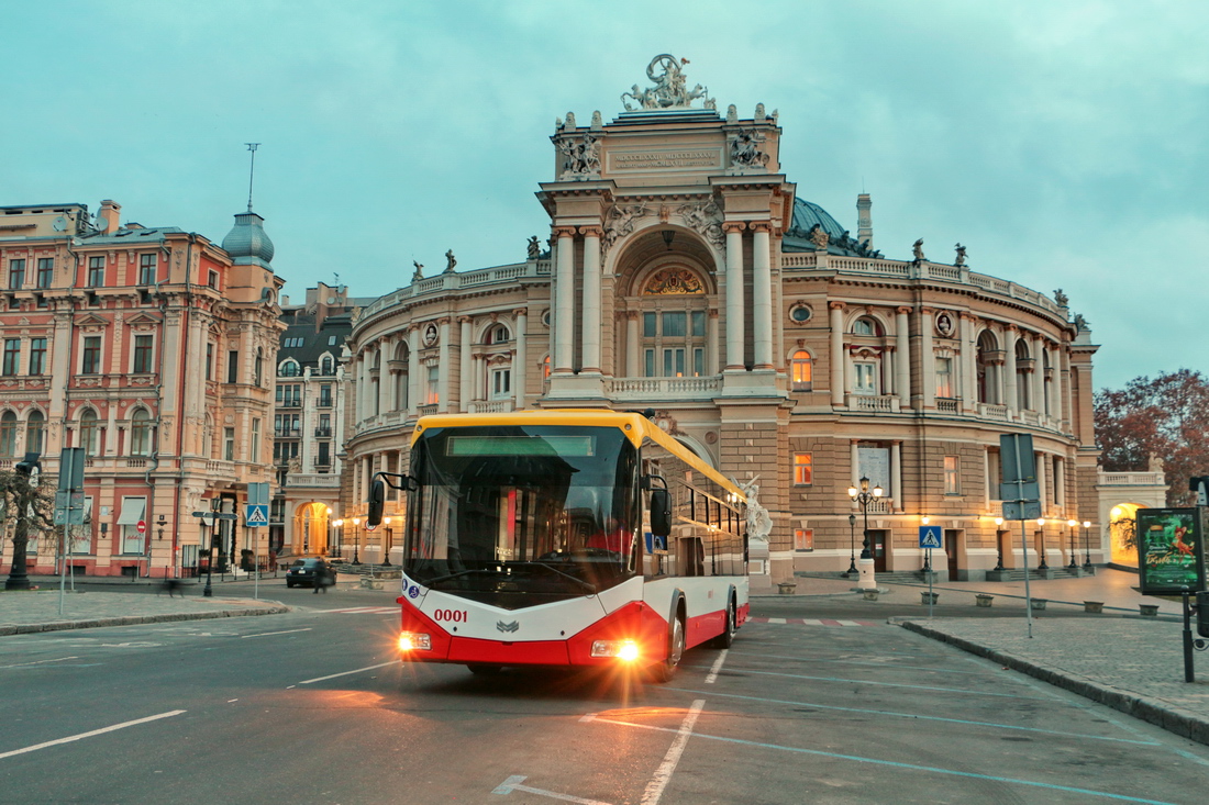 Одесса, БКМ 321 № 0001