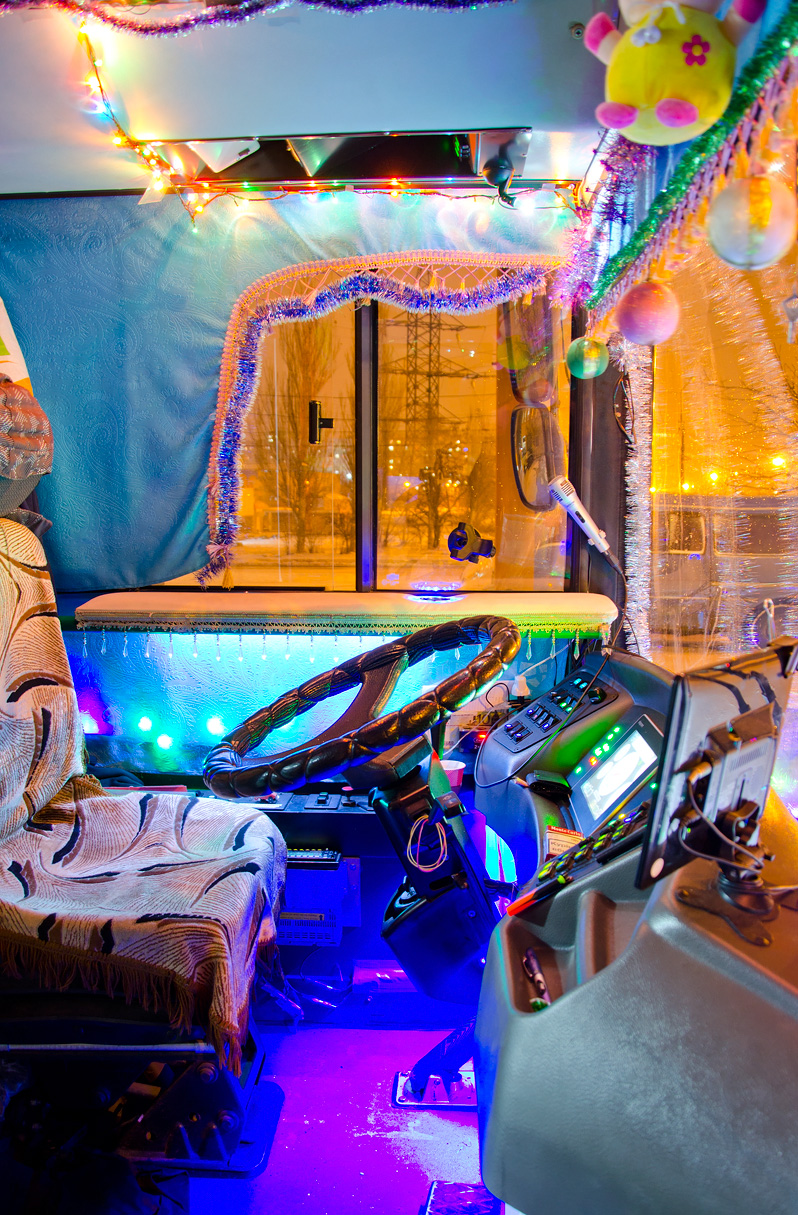 Мариуполь, Дніпро Т103 № 217