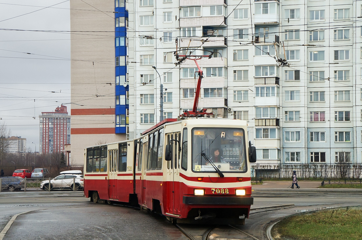 Saint-Petersburg, LVS-86K č. 7088 Saint-Petersburg, LVS-86K č. 7088