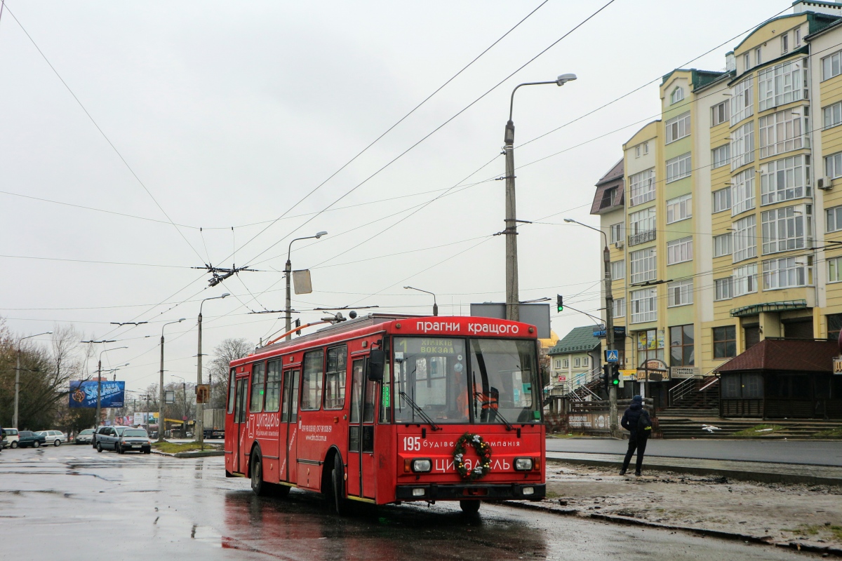 Ивано-Франковск, Škoda 14Tr10/6 № 195
