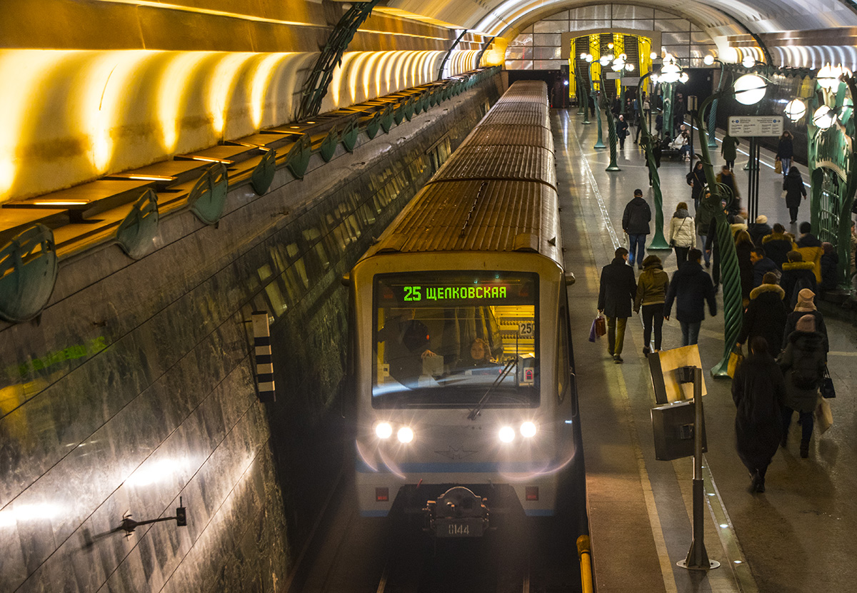 Москва, 81-740.1 «Русич» № 0144