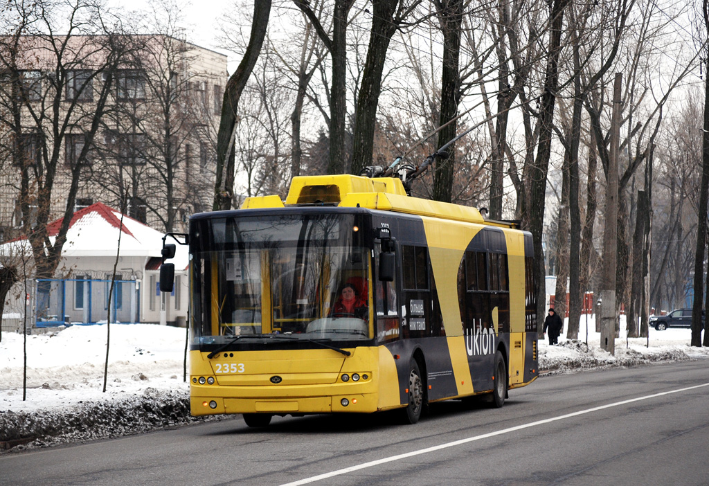 Kijów, Bogdan T70110 Nr 2353