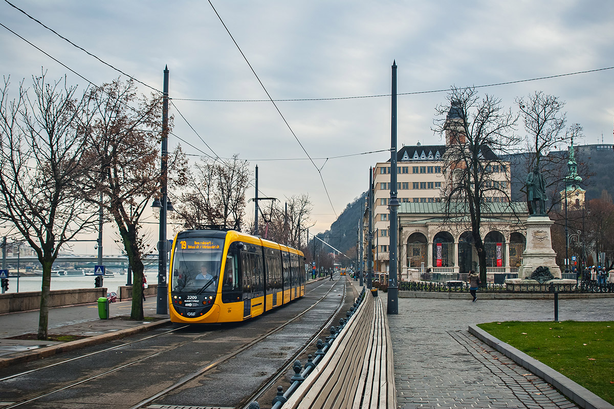 Будапешт, CAF Urbos 3 № 2209