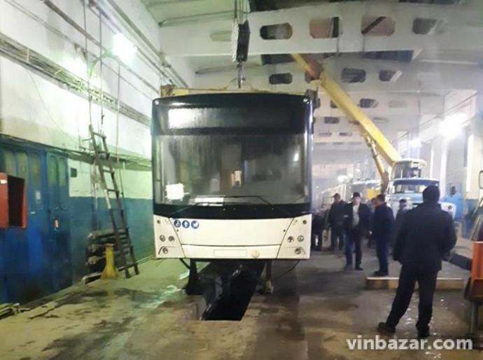 Винница, PTS 12 № 041; Винница — Изготовление и презентация троллейбусов VinLine (PTS-12)