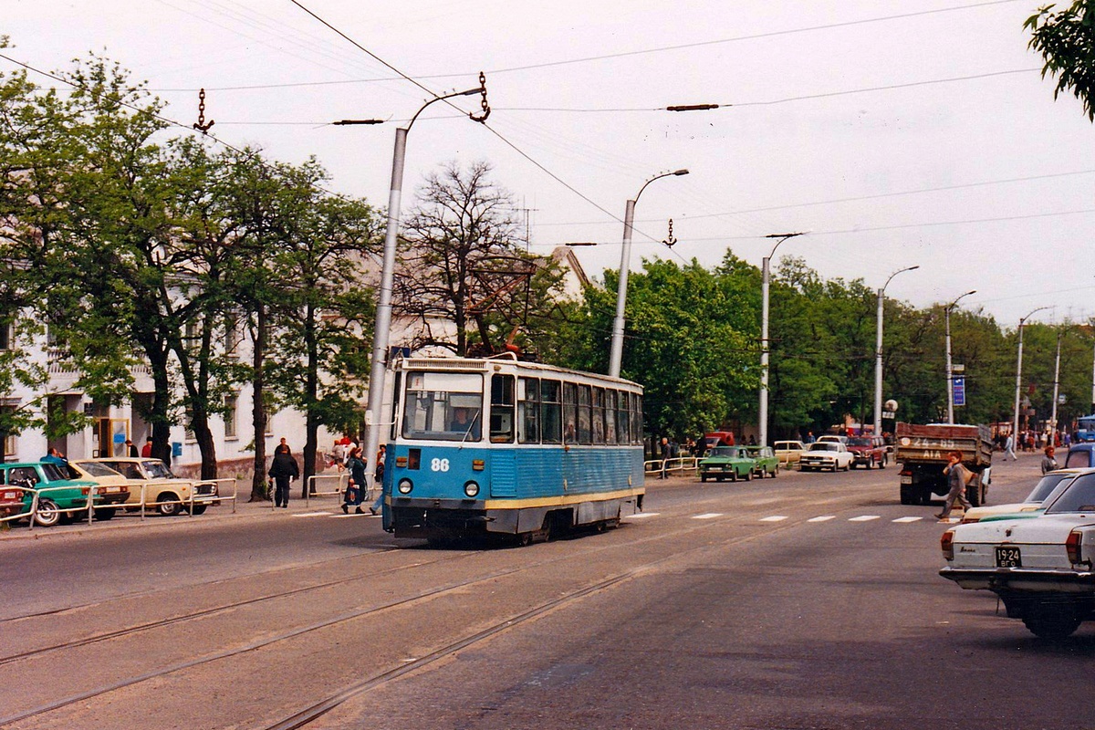 Стаханов, 71-605 (КТМ-5М3) № 86; Стаханов — Поездка в трамвайном вагоне № 86 (20.05.1998)