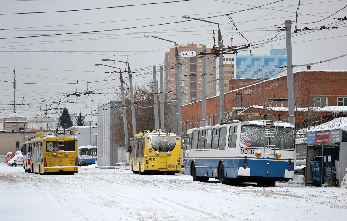 Химки, Тролза-5265.00 «Мегаполис» № 0030; Химки, ВМЗ-5298.01 «Авангард» № 0031; Химки, ЗиУ-682Г-016 (018) № 0026