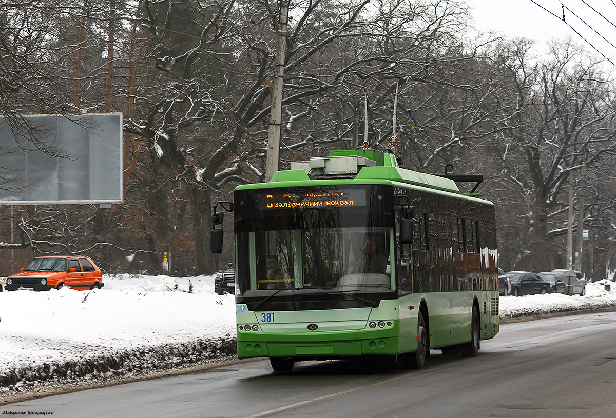 Черкассы, Богдан Т70117 № 381
