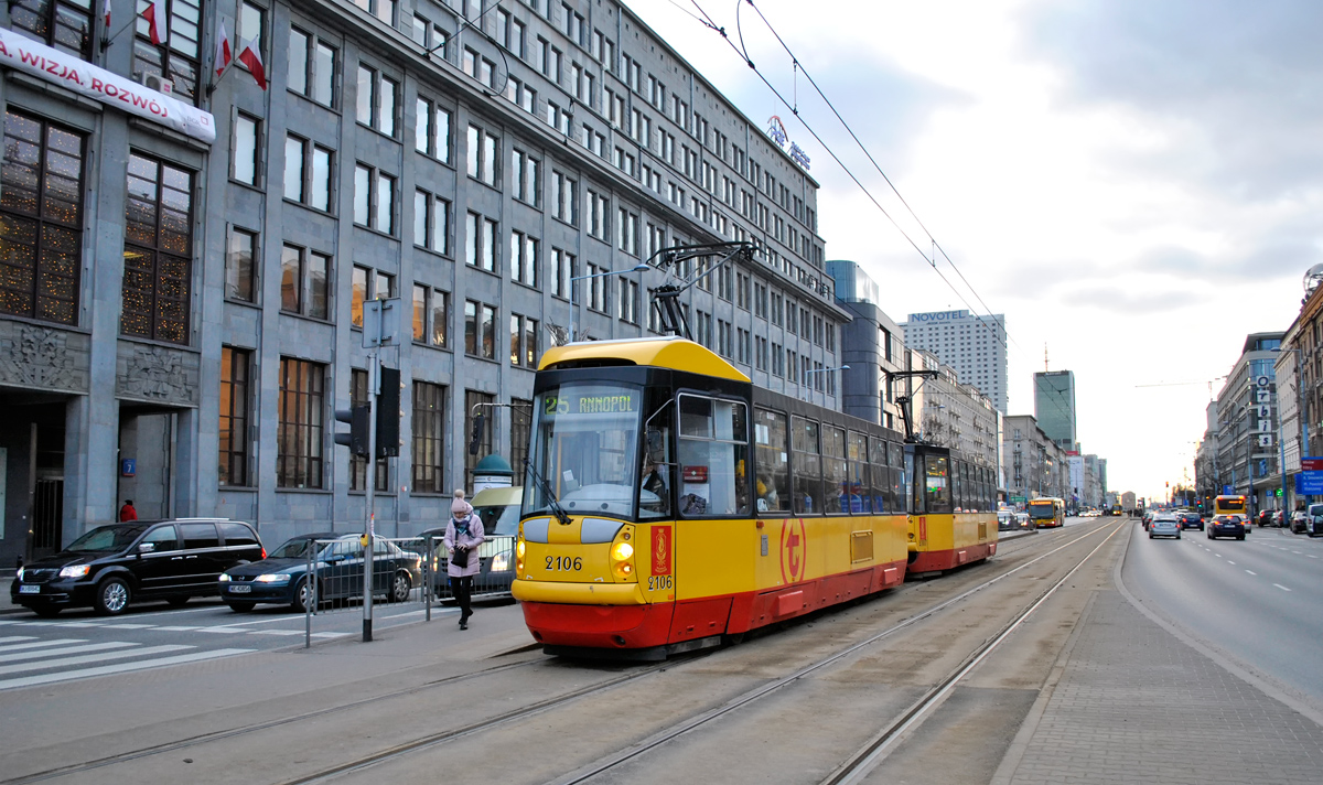 Варшава, Konstal 105N2k/2000 № 2106