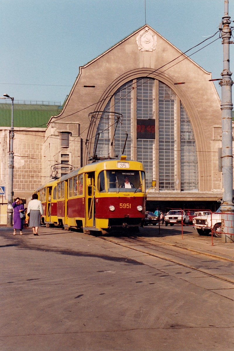 Kyjev, Tatra T3SU č. 5951; Kyjev — Historical photos; Kyjev — Tramway lines: Closed lines