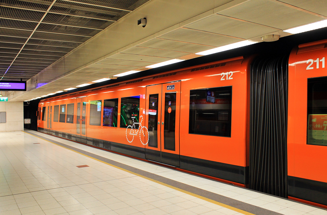 Хельсинки — Эспоо, Bombardier M200 № 212