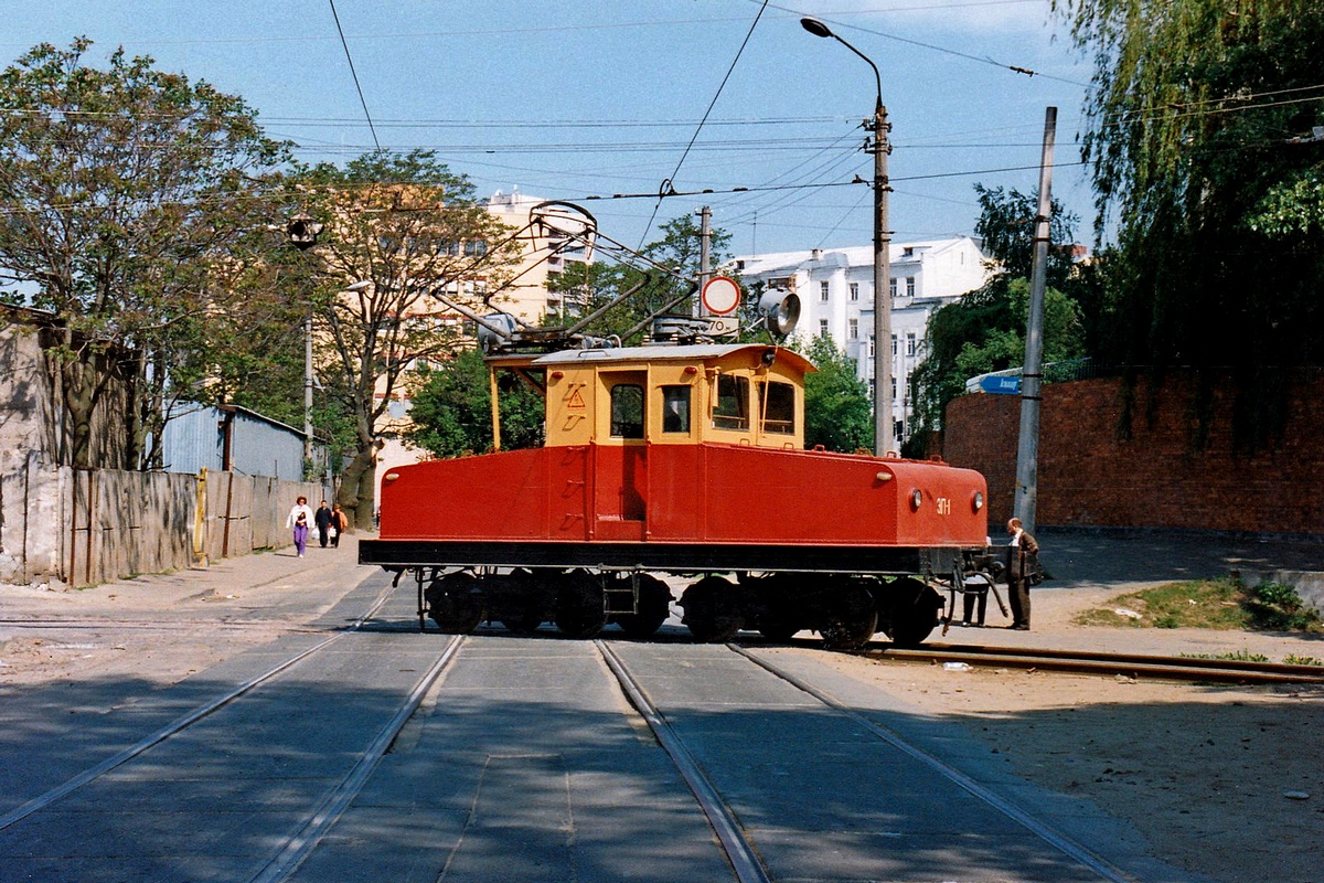 Kiova, Electric locomotive # ЭЛ-1; Kiova — Historical photos; Kiova — Private trip on EL-1 16.05.1998