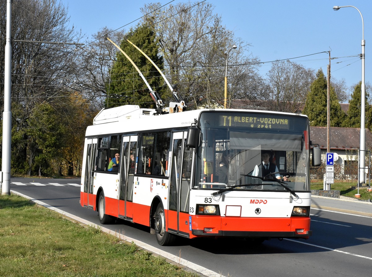 Опава, Škoda 21Tr № 83; Опава — 35 лет с вами — символическое прощание с троллейбусами 14Tr(M) / 35 let s Vami — symbolické rozlouceni s trolejbusy 14Tr(M)