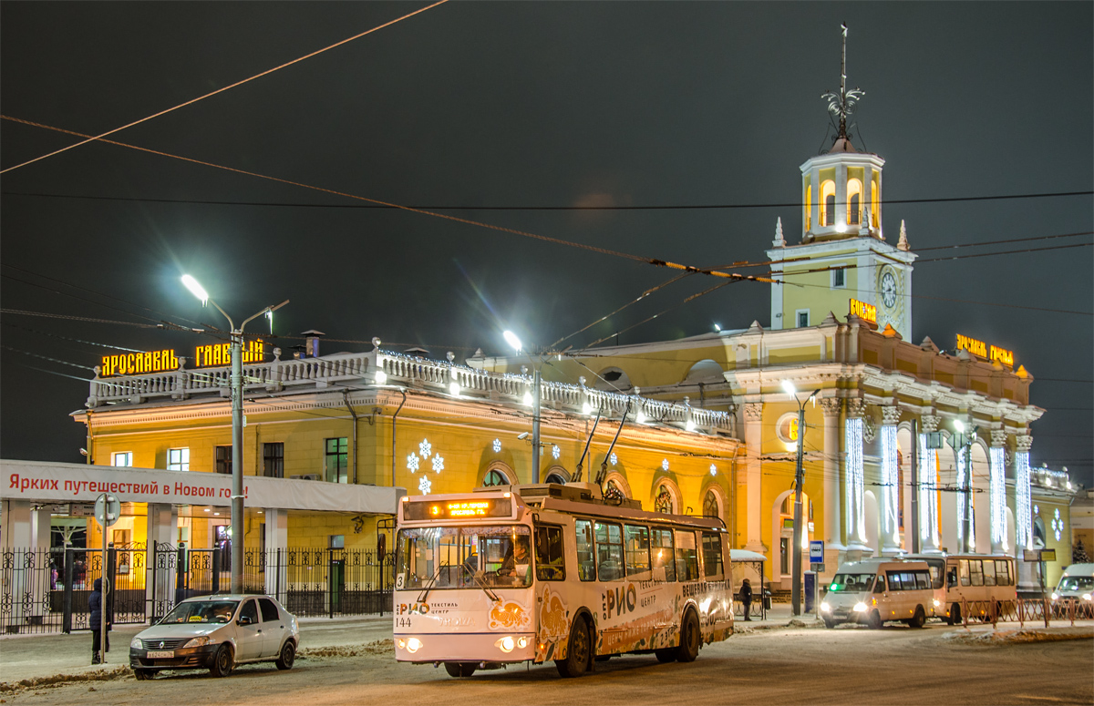 Jaroszlavl, ZiU-682G-016.02 — 144