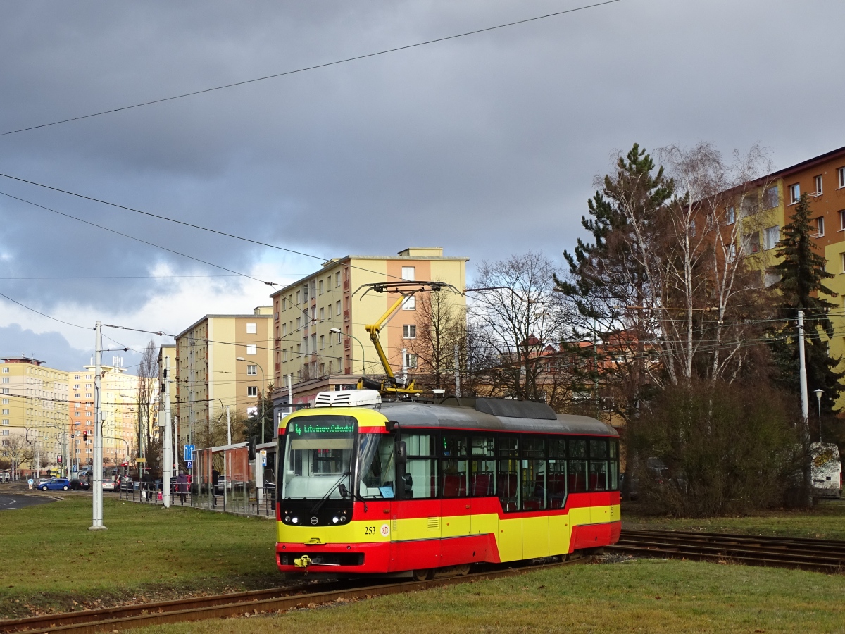 Мост ― Литвинов, Vario LFR.S № 253