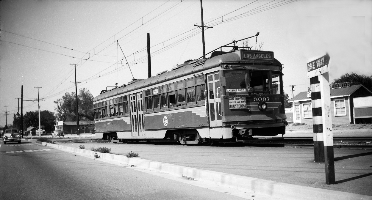 Los Angeles, St. Louis Hollywood car # 5097 Los Angeles, St. Louis Hollywood car # 5097