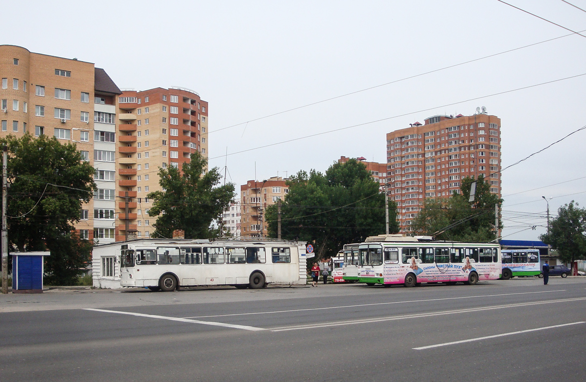 Тула, ЗиУ-682Г-012 [Г0А] № 43; Тула, ЛиАЗ-5280 (ВЗТМ) № 95; Тула — Линейные станции и кольца