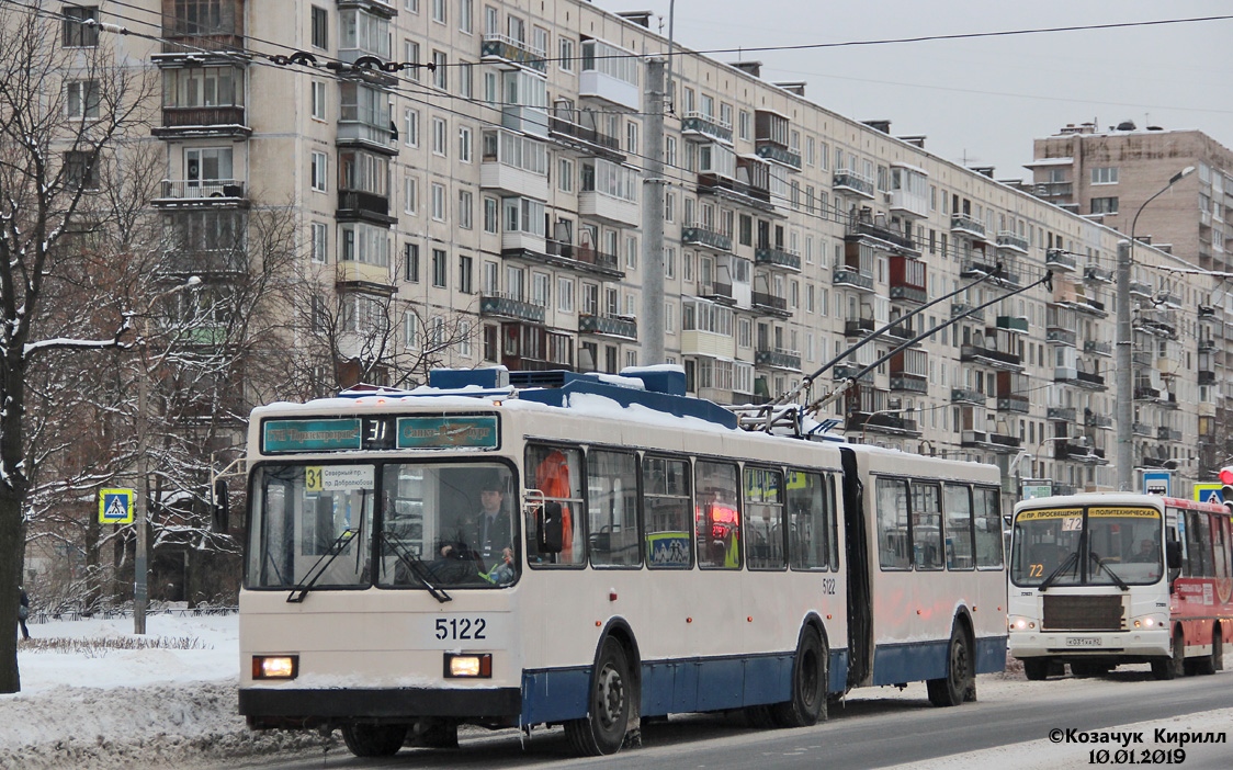 Санкт-Петербург, ВМЗ-6215 № 5122