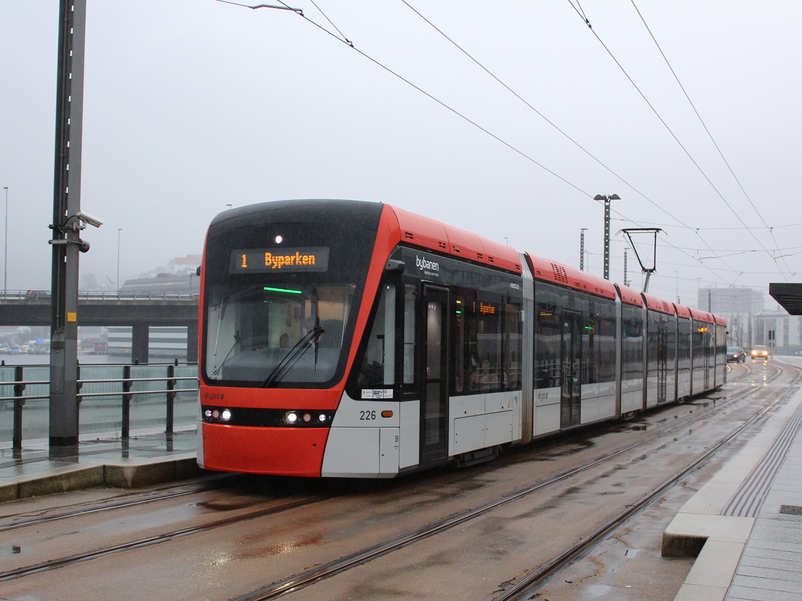 Берген, Stadler Variobahn № 226