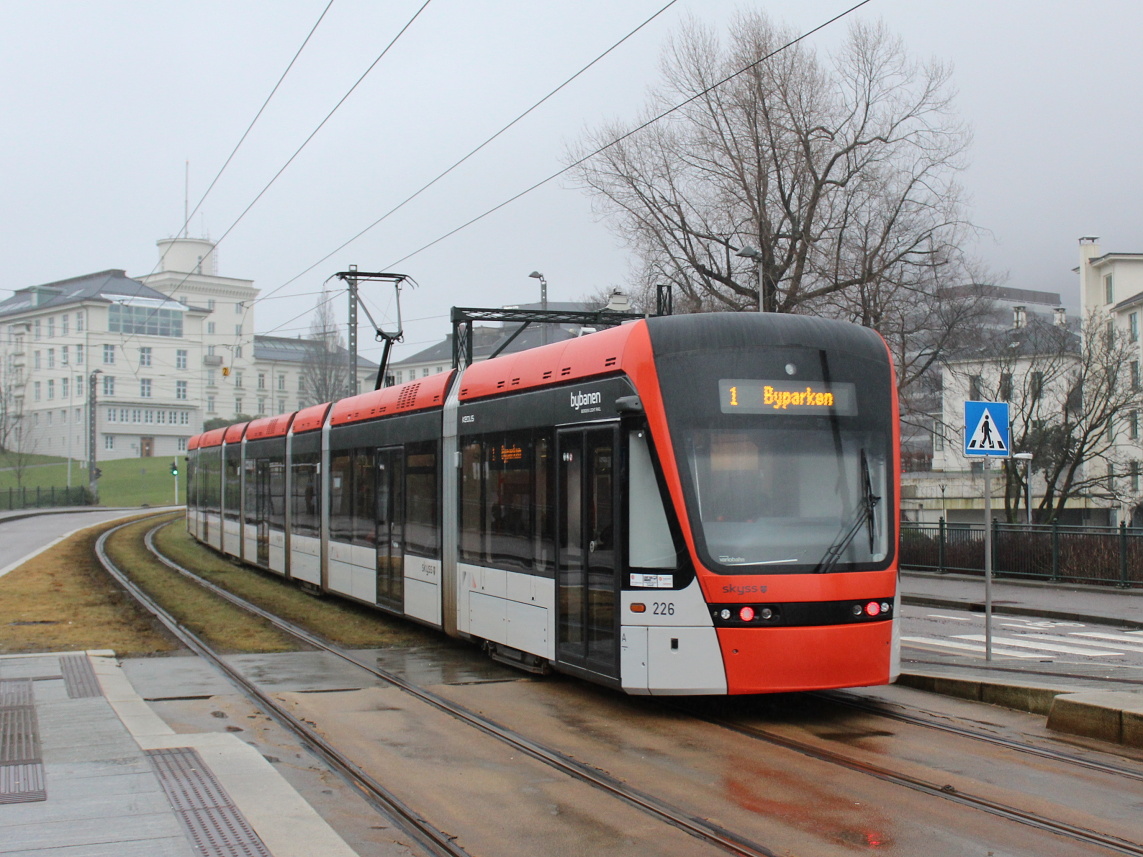 Берген, Stadler Variobahn № 226
