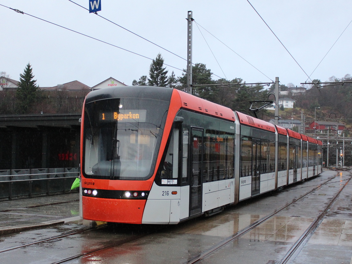 Берген, Stadler Variobahn № 216