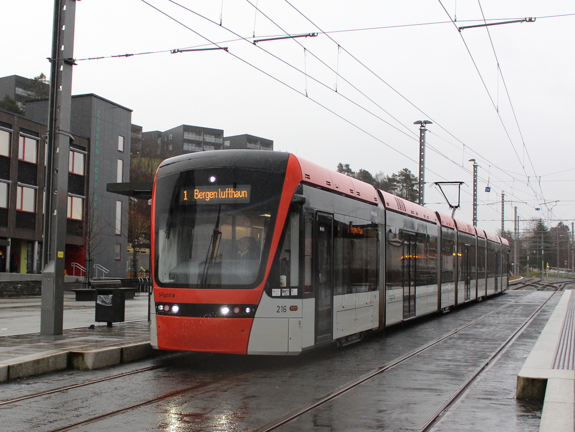 Берген, Stadler Variobahn № 216