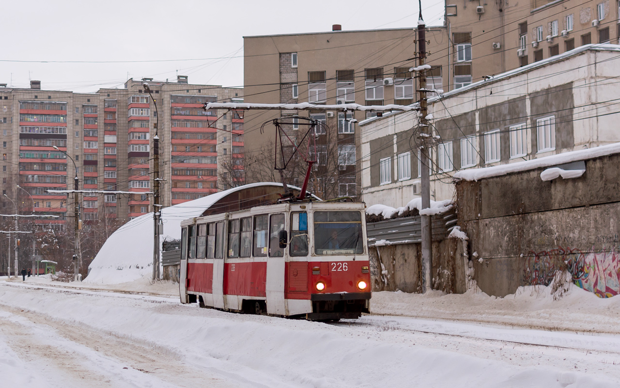 Липецк, 71-605 (КТМ-5М3) № 226