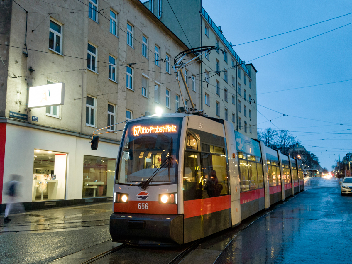 Bécs, Siemens ULF-B — 656
