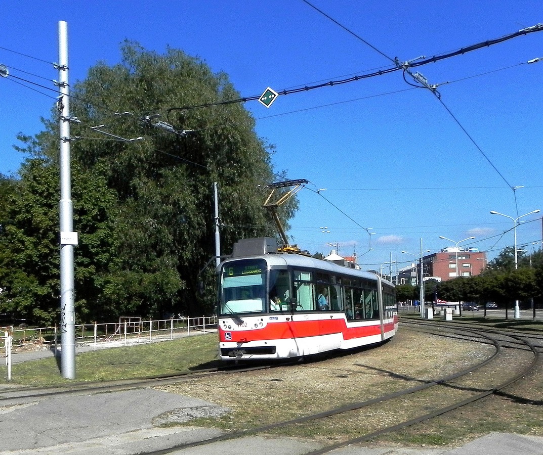 Брно, Vario LF2R.E № 1102