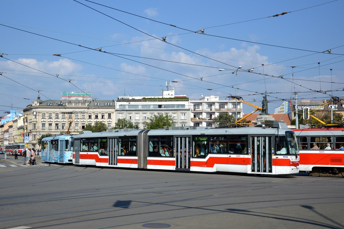 Brno, Vario LF2R.E # 1099