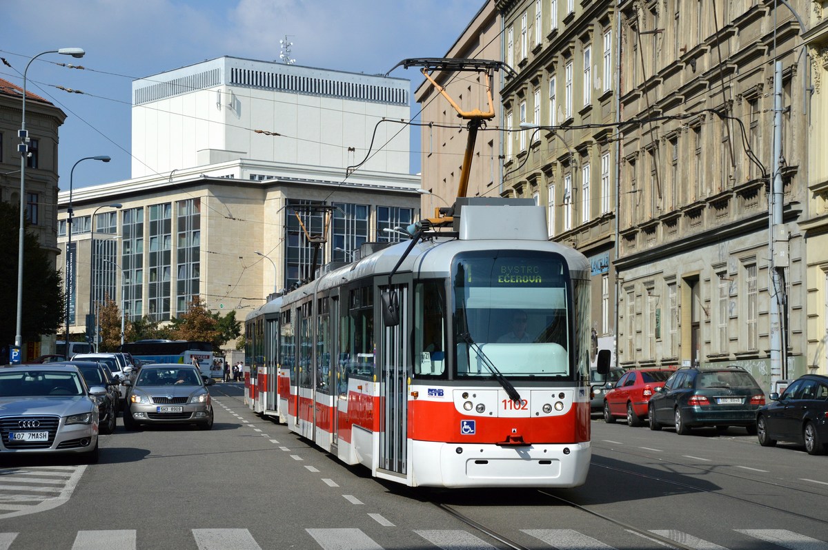 Brno, Vario LF2R.E № 1102