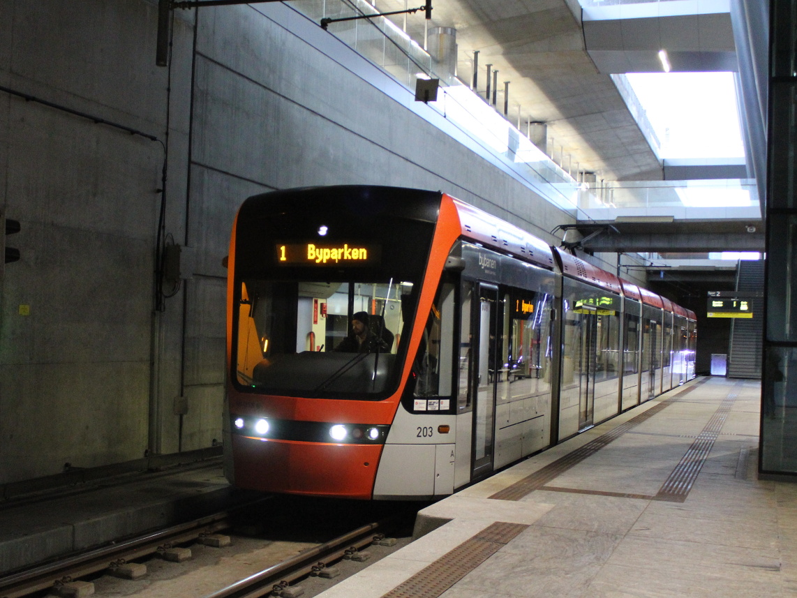 Берген, Stadler Variobahn № 203