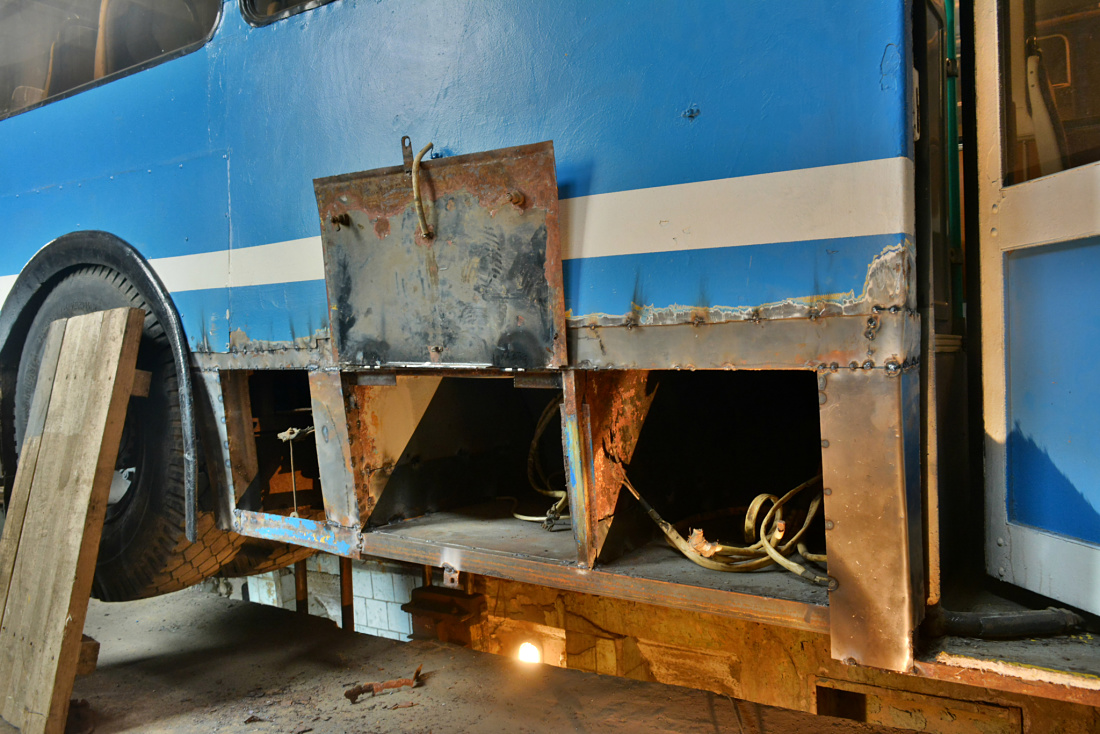 Владивосток, ЗиУ-682Г-016.02 № 241