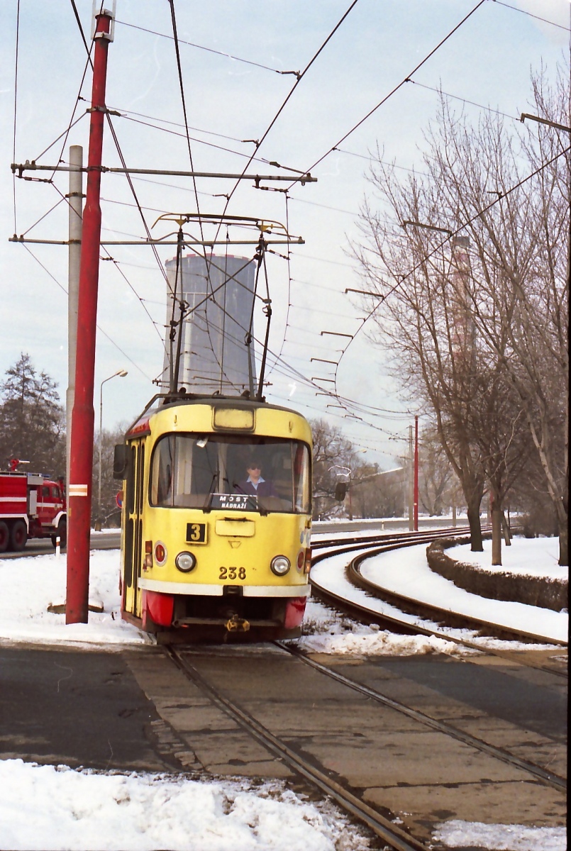 Мост ― Литвинов, Tatra T3SU № 238