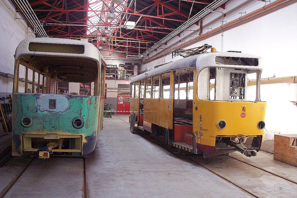 Либерец ― Яблонец-над-Нисой, Tatra T3R.PV № 40; Либерец ― Яблонец-над-Нисой, Tatra T3M.04 № 83