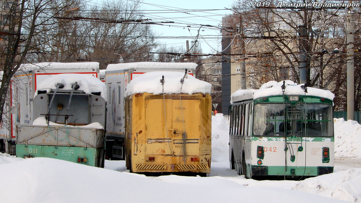 Орёл, КТГ-2 № 011; Орёл, КТГ-1 № 09; Орёл, ЗиУ-682Г-016 (018) № 042