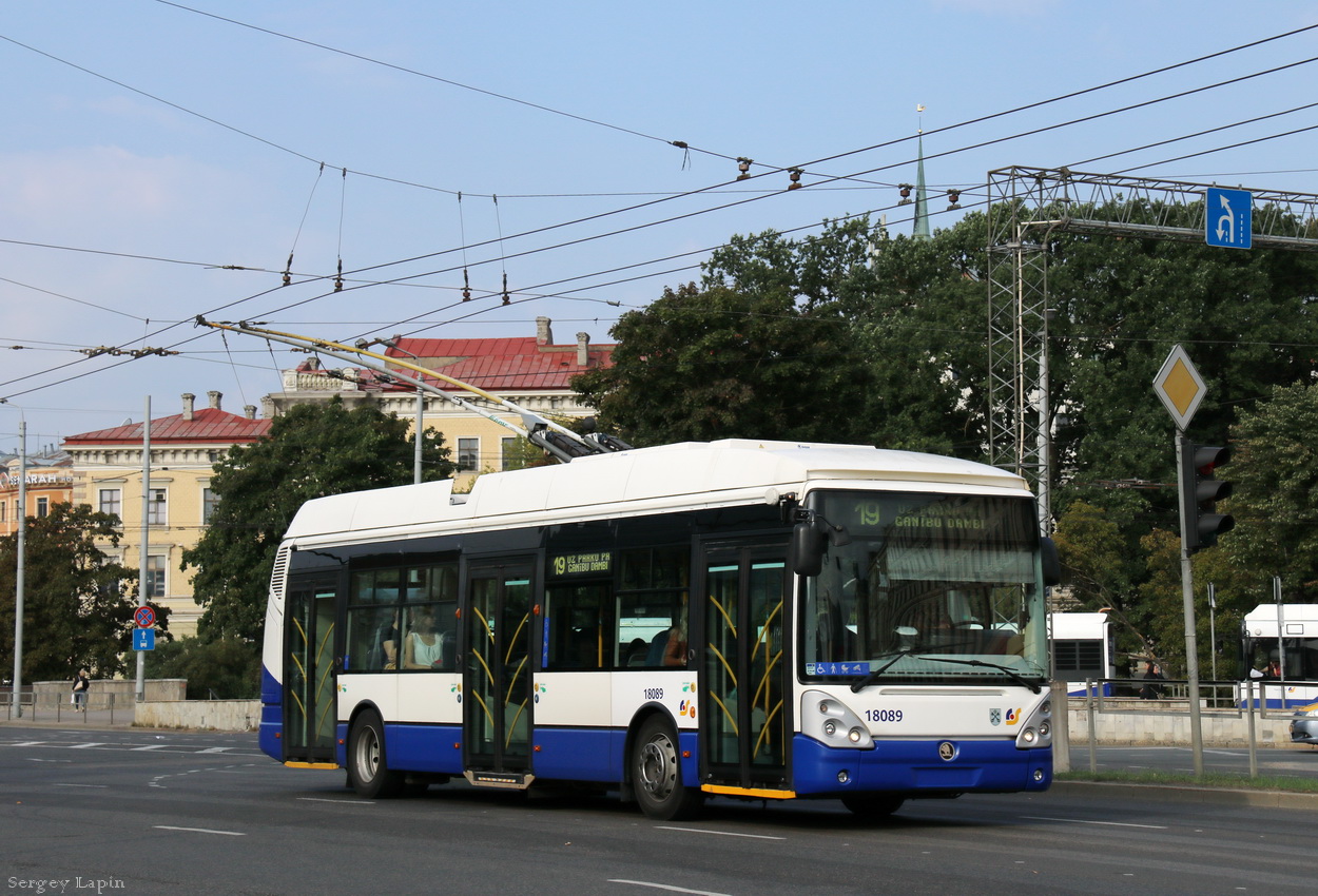 Рига, Škoda 24Tr Irisbus Citelis № 18089
