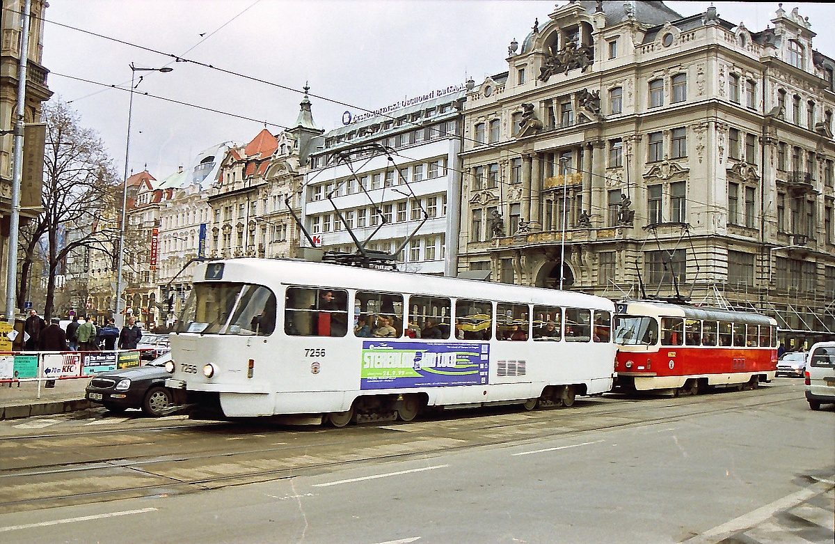Прага, Tatra T3SUCS № 7256; Прага, Tatra T3 № 6632