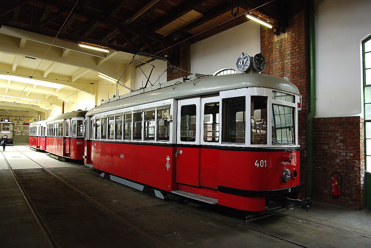 Вена, Lohner Type T1 № 401