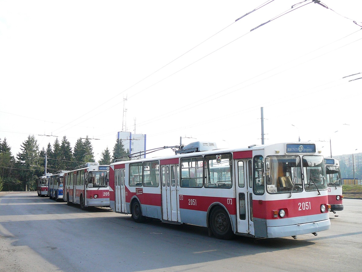 იჟევსკი, ZiU-682V [V00] № 2051