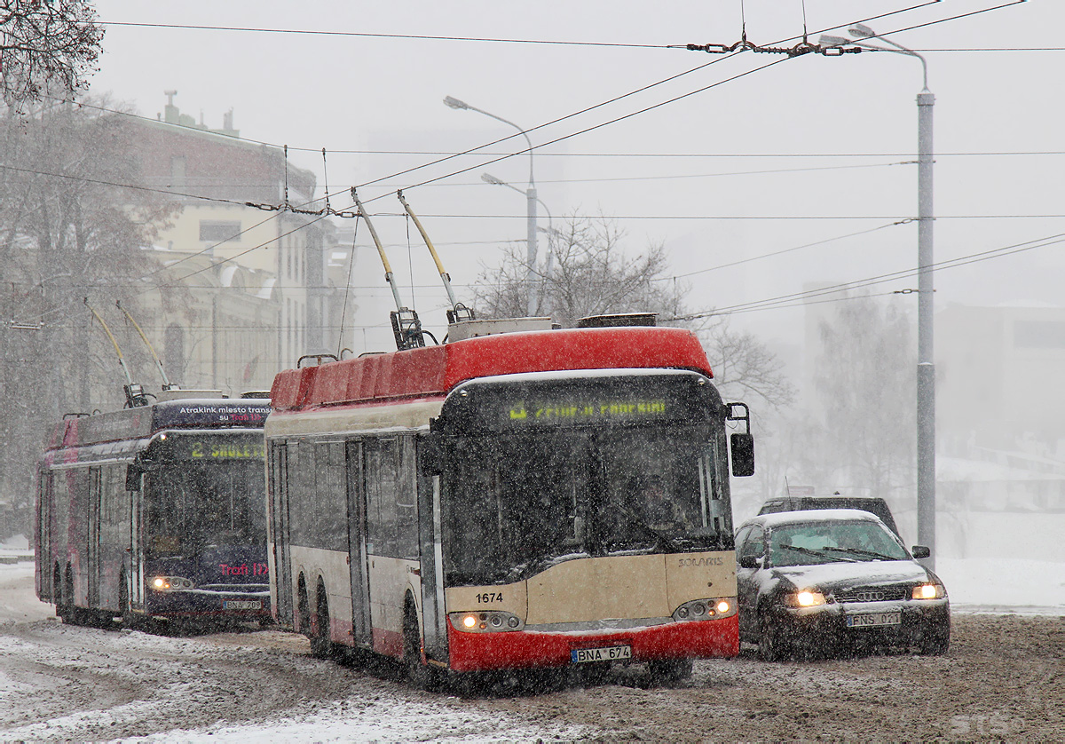 Вильнюс, Solaris Trollino II 15 AC № 1674