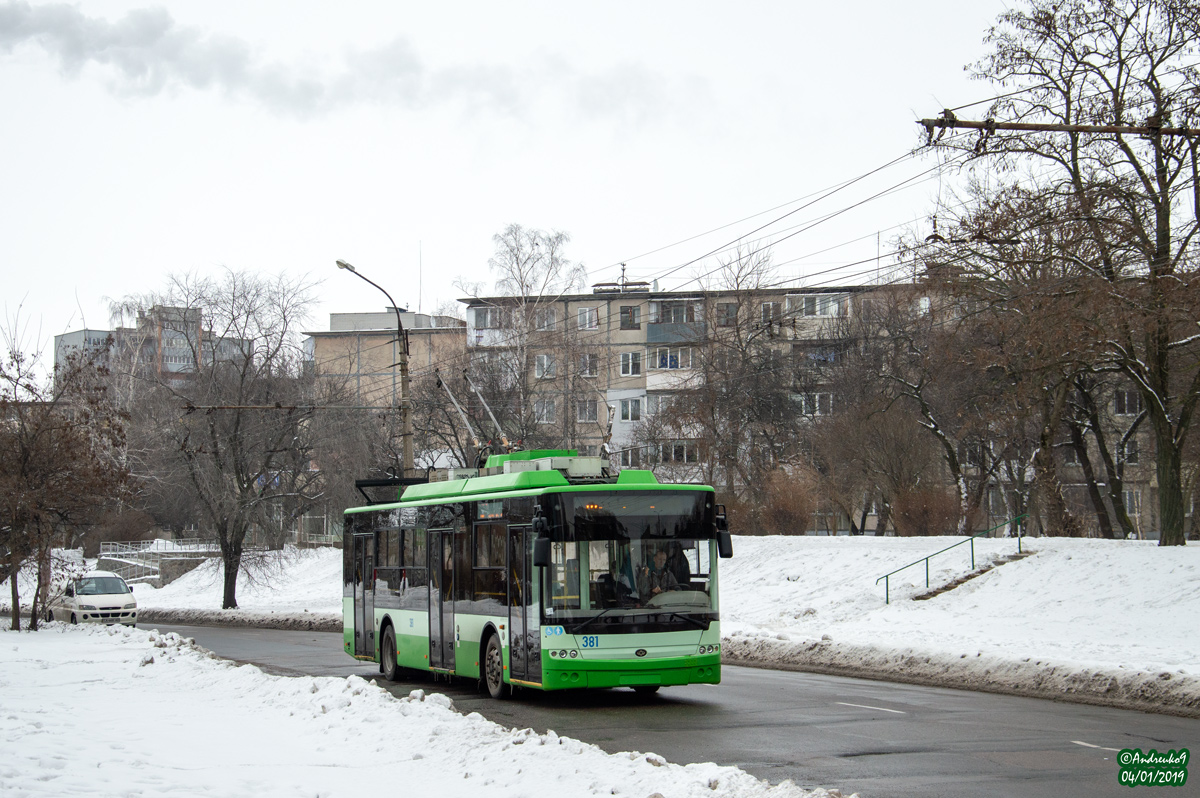 Черкассы, Богдан Т70117 № 381