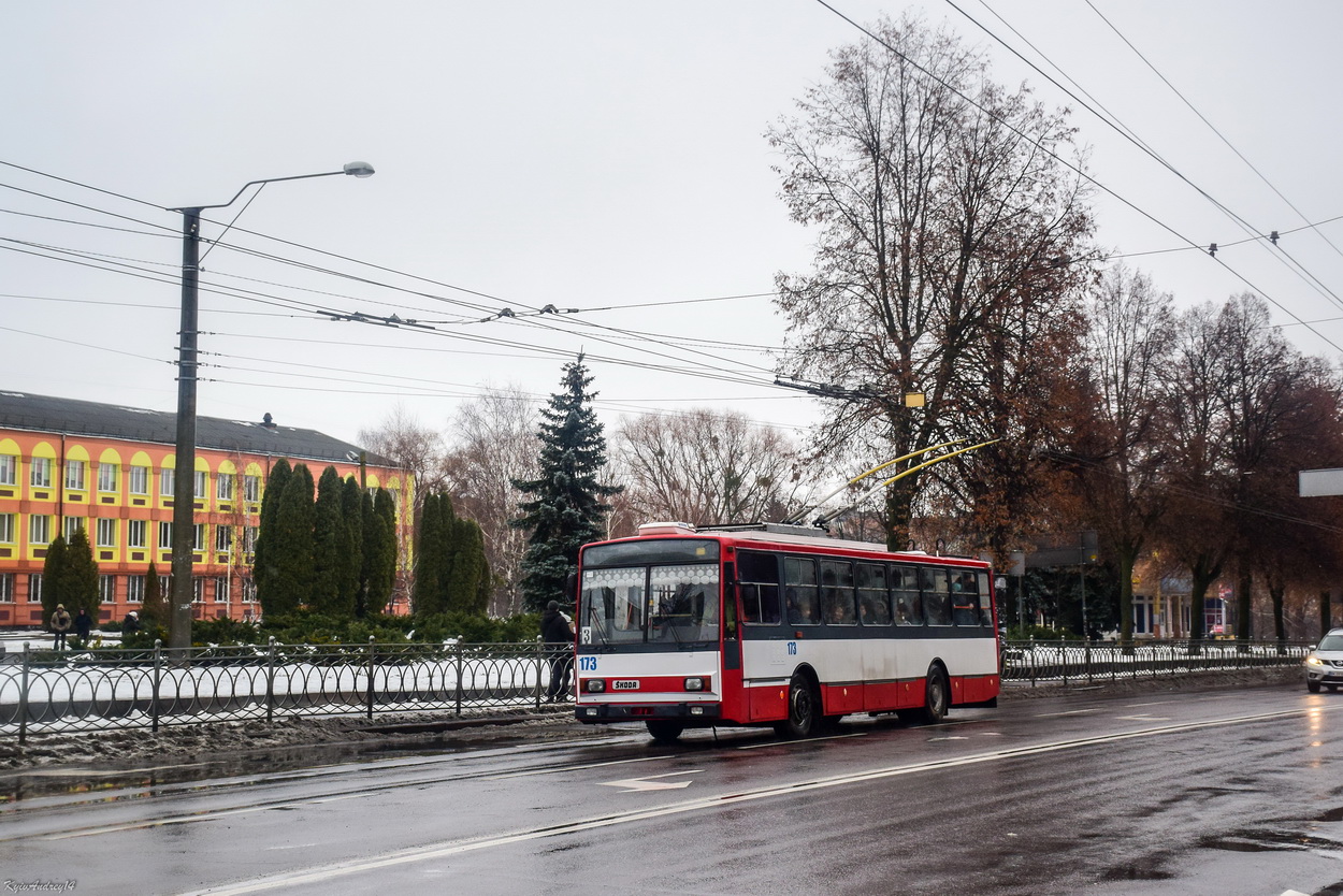 Ровно, Škoda 14Tr10/6 № 173