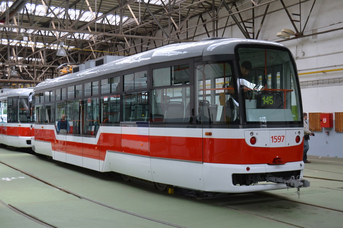 Брно, Vario LFR.E № 1597