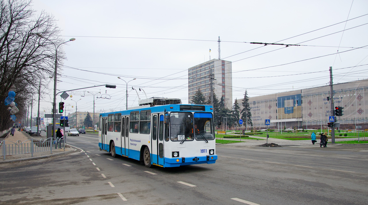 Мариуполь, ЮМЗ Т2 № 1811