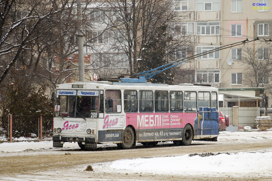 Черновцы, Škoda 14Tr89/6 № 288; Черновцы — Ремонт проспекта Независимости, изменение движения маршрутов 1, 5, 11.
