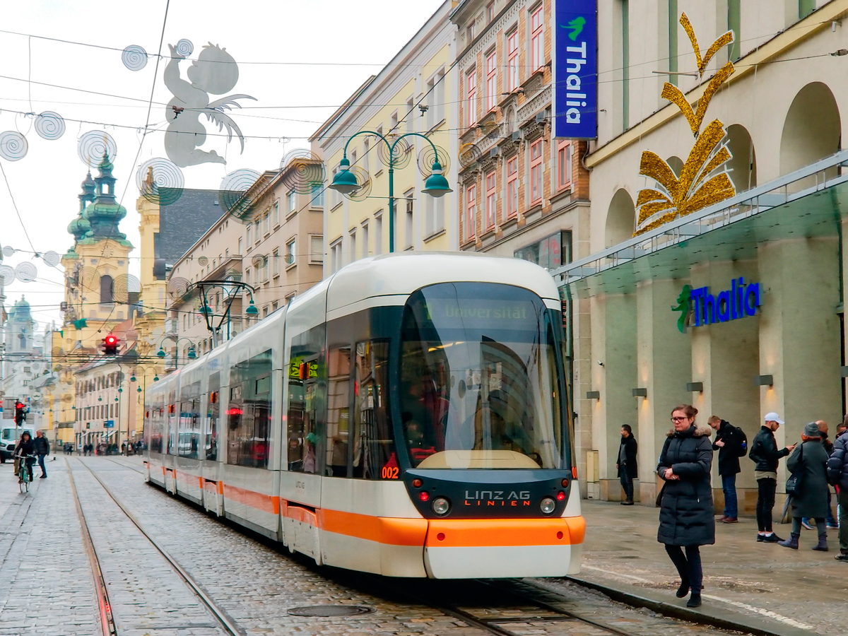 Linz, Bombardier Cityrunner — 002