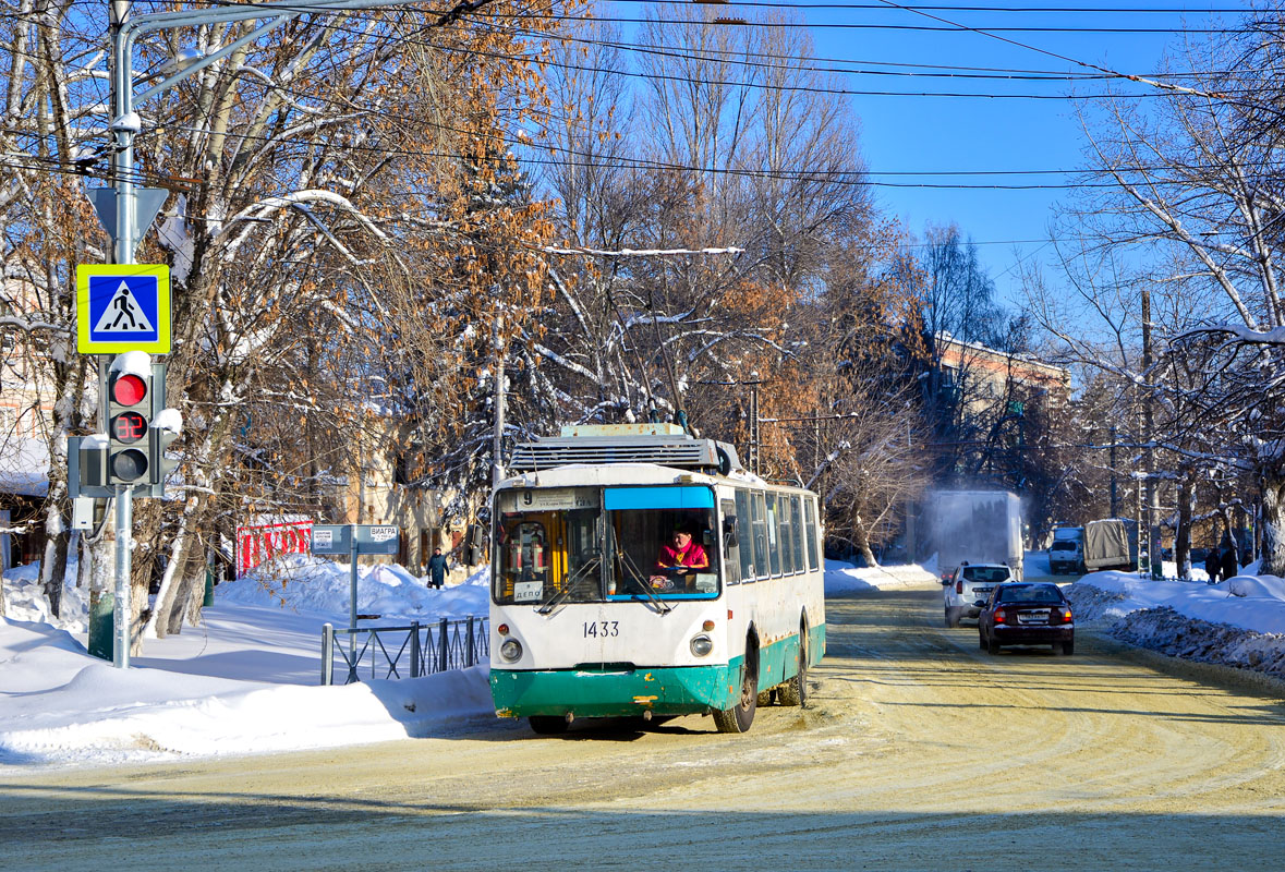 Пенза, ВЗТМ-5284 № 1433