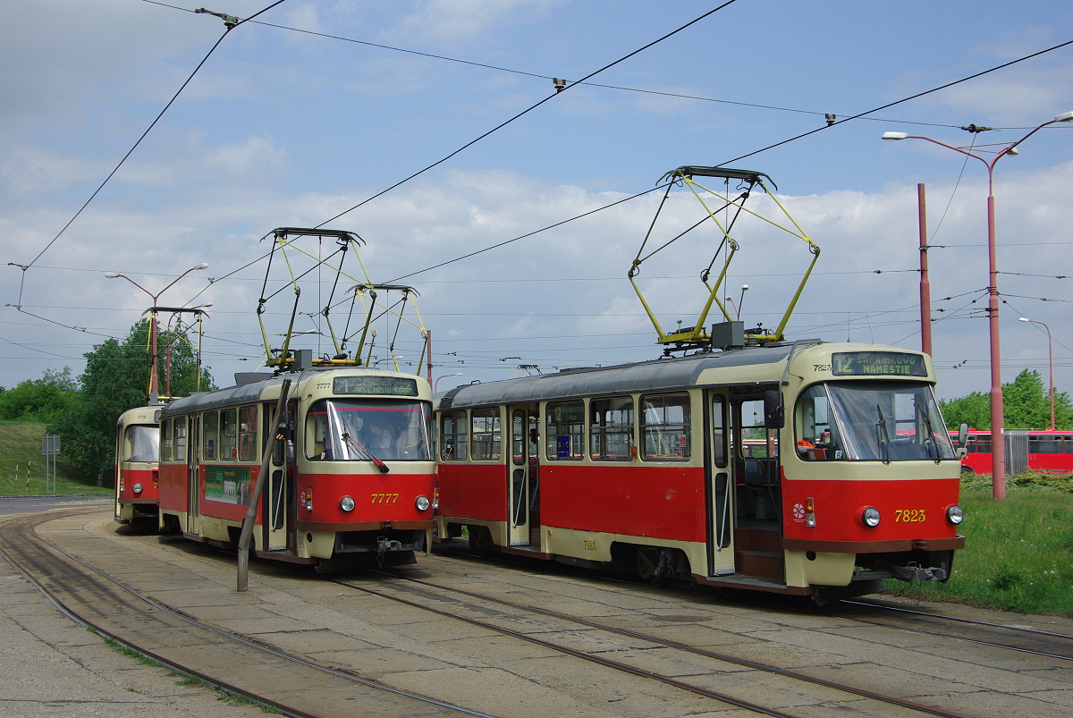 Братислава, Tatra T3SUCS № 7823; Братислава, Tatra T3SUCS № 7777