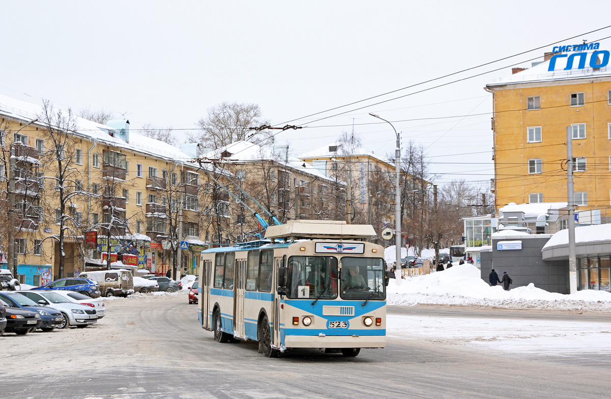 Киров, ЗиУ-682 КР Иваново № 523