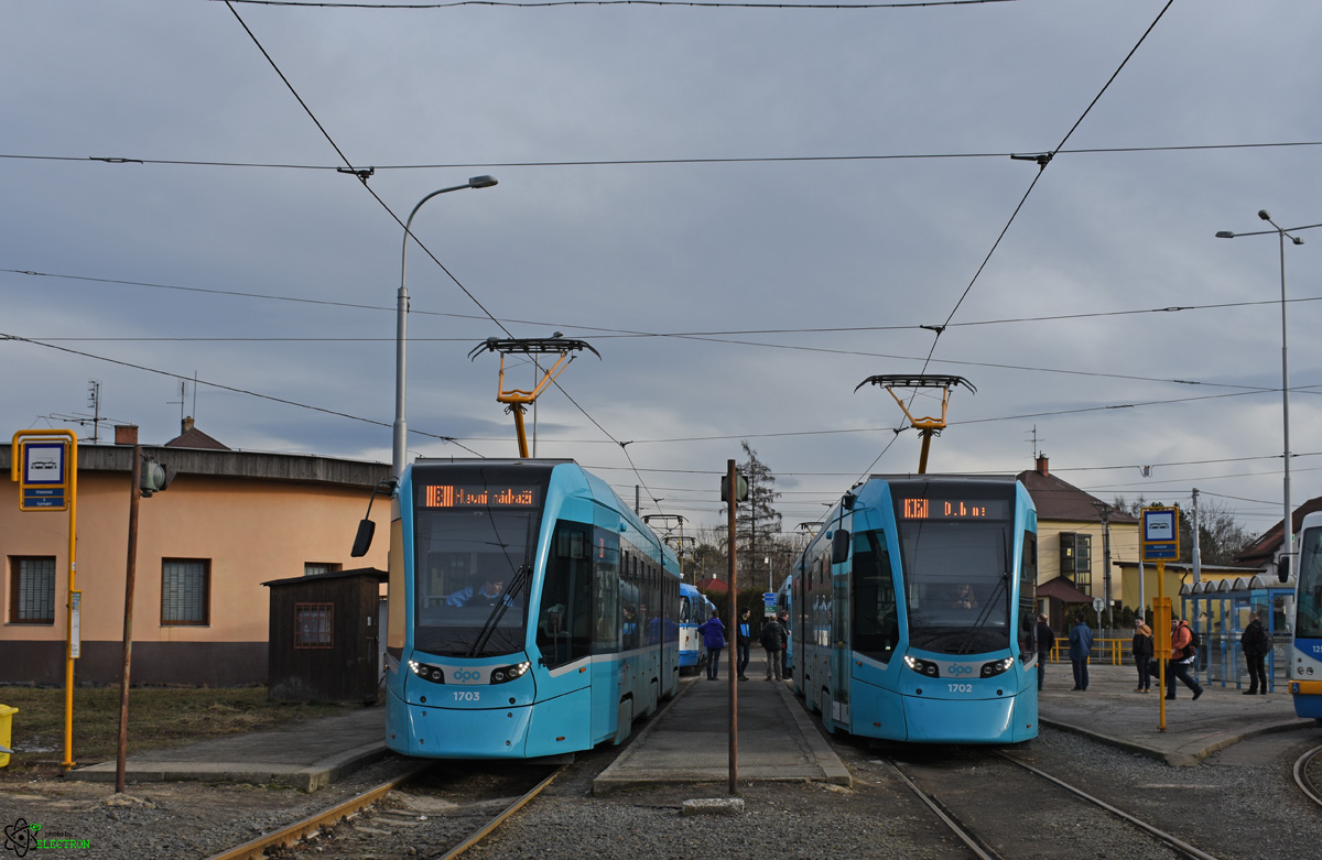 Острава, Stadler Tango NF2 № 1703; Острава, Stadler Tango NF2 № 1702